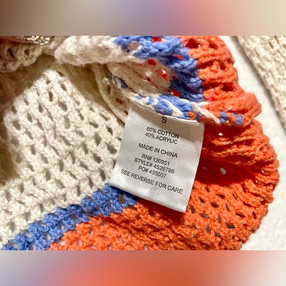 Hippie Rose Crochet Knit Multi Color Colorblock Crop Top Bell Sleeves Size Small - Picture 5 of 6